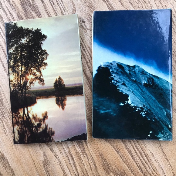 2 Inspirational Words/Photos Books - Picture 3 of 8